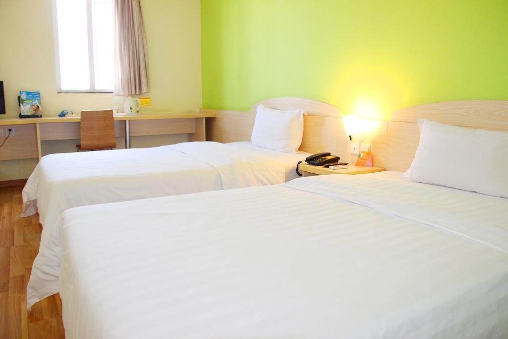 7Days Inn Guangzhou New Tianhe Park Экстерьер фото